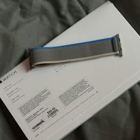 Apple Watch Ultra Blue Gray Trail Loop - Picture 3 of 5